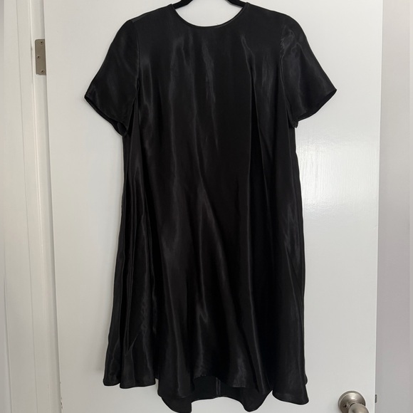 Banana Republic Dresses & Skirts - Banana Republic Black Aurelia Satin Trapeze Mini Dress